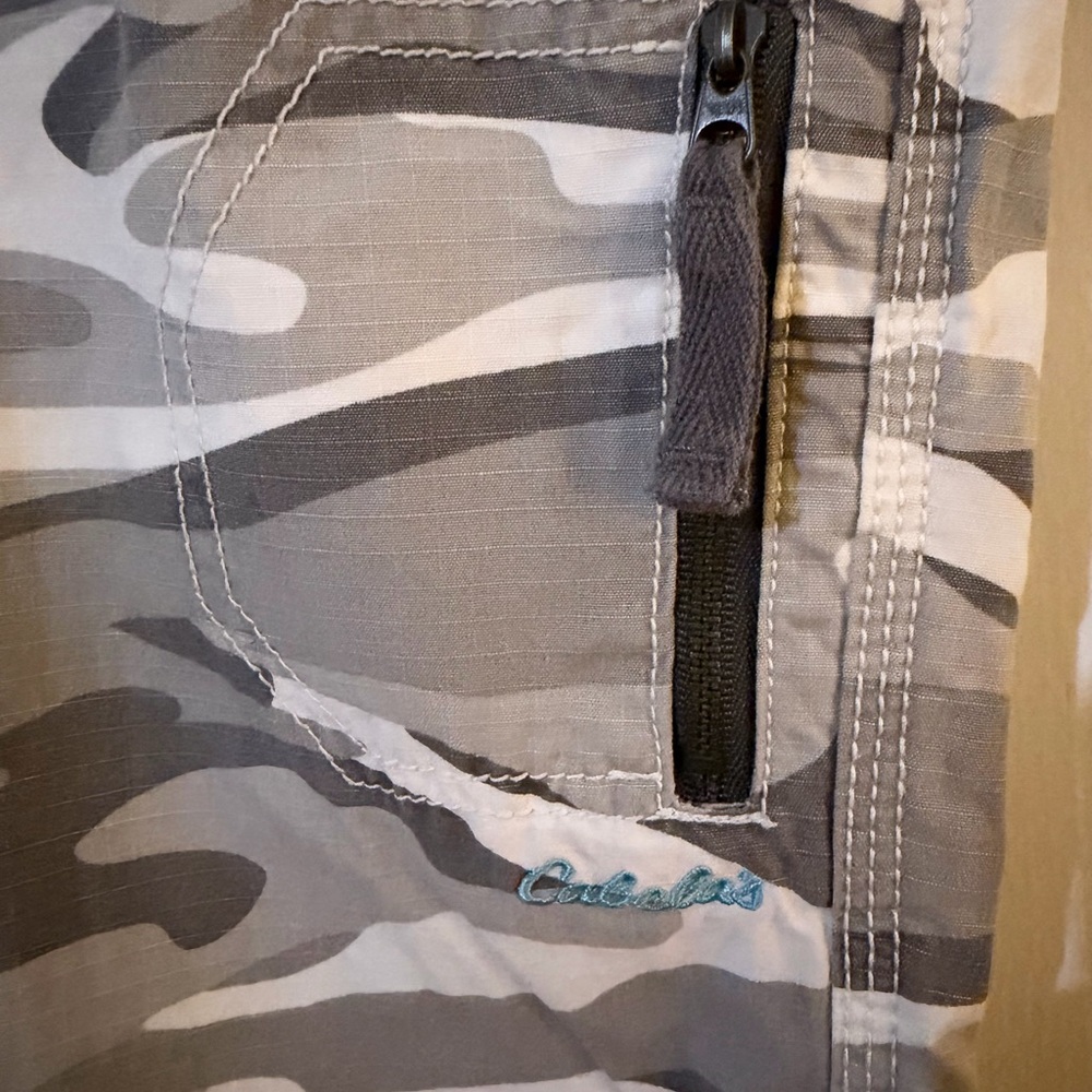 Cabela's Tan and Gray Camouflage Straight Leg Pants - Picture 3 of 4